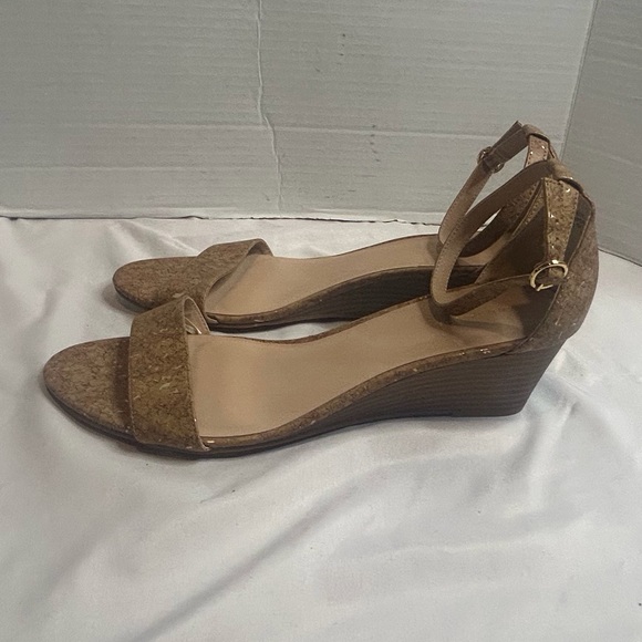 ANN TAYLOR SANDALS - Picture 2 of 13